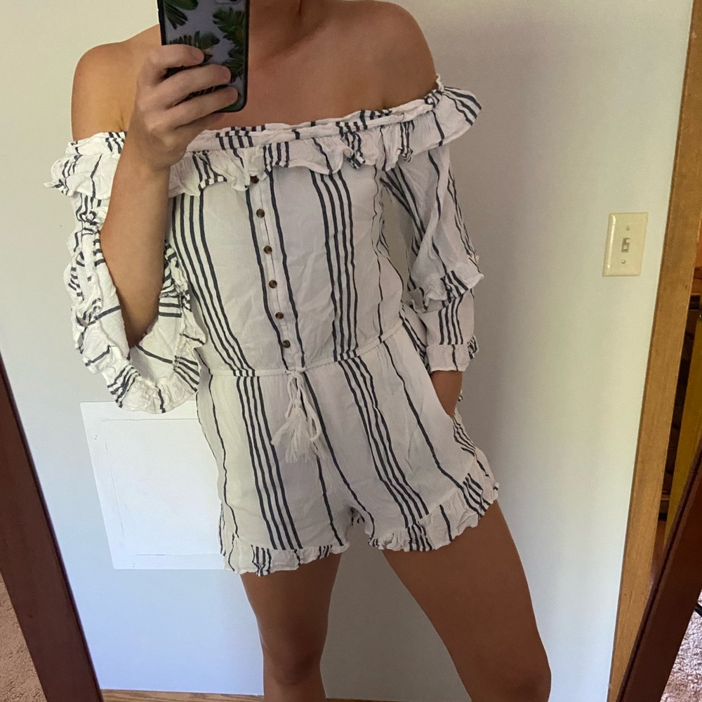 American Eagle off the shoulder white and blue striped bell sleeved romper